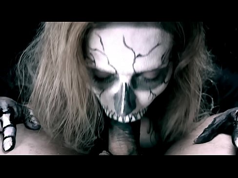 ❤️ Demon girl chupando pollas con su boca negra y tragando semen Super sexo en es.pornpictureshq.ru ❌️